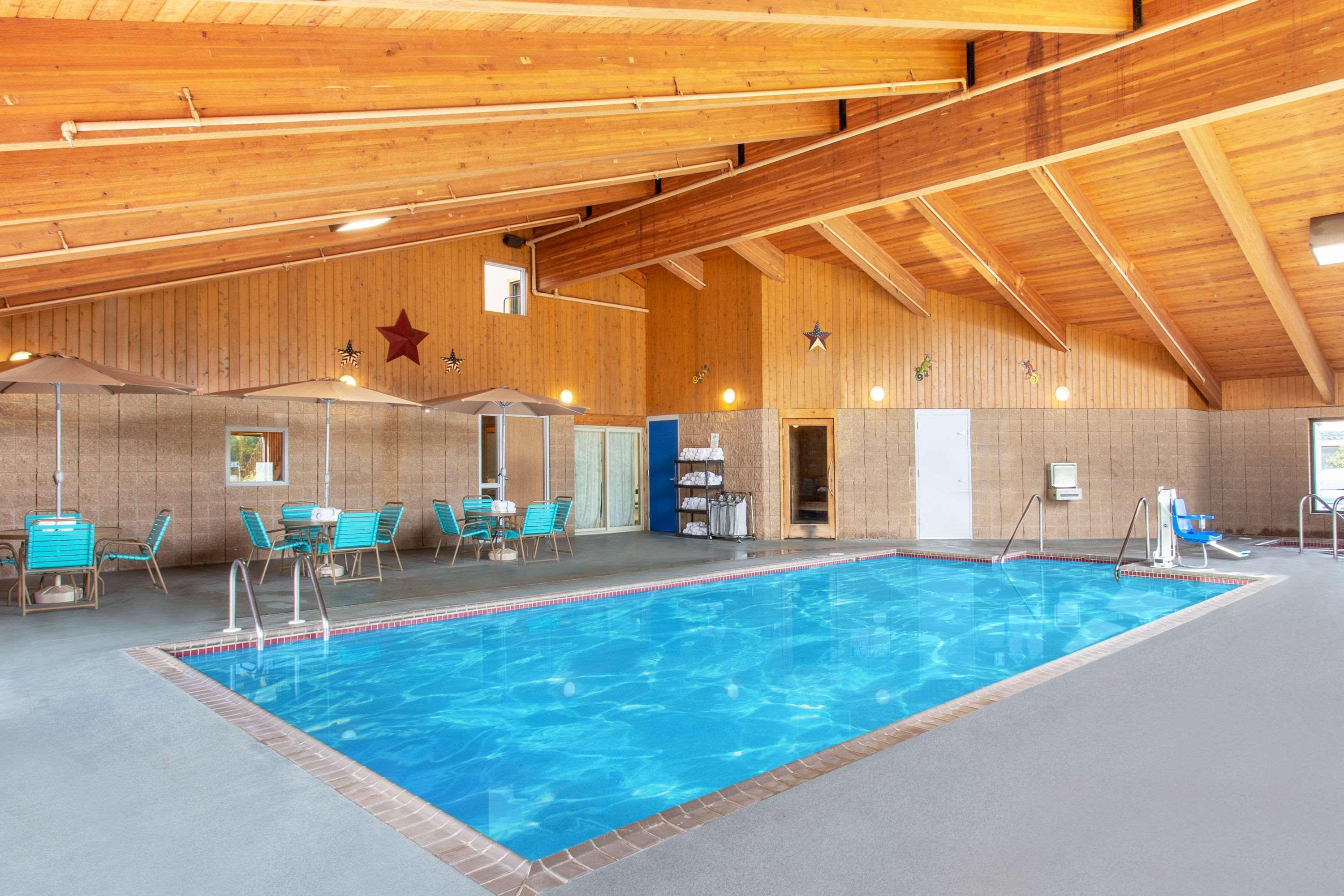 Americinn By Wyndham Calumet מראה חיצוני תמונה