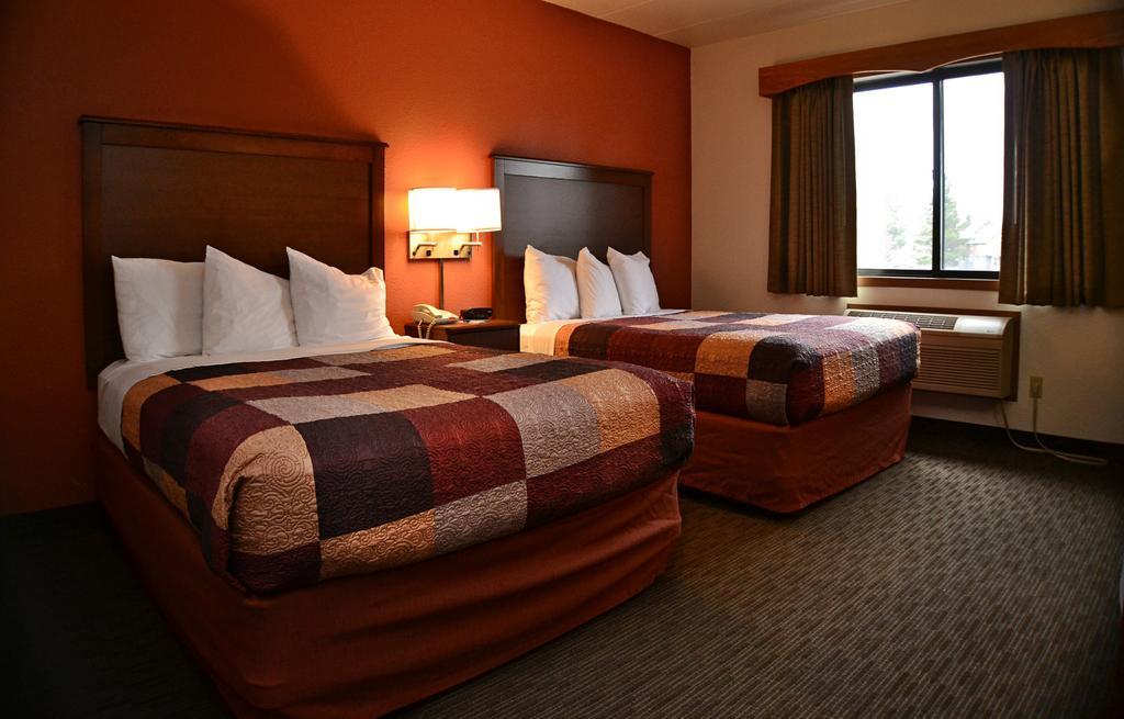 Americinn By Wyndham Calumet מראה חיצוני תמונה